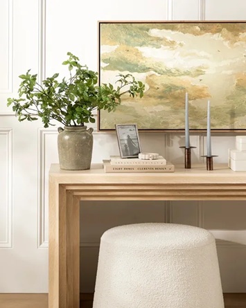 Marlow Console Table – Light Oak Veneer Finish