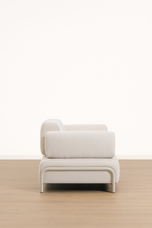 Deluna Chaise Lounge – Natural Cream Upholstery