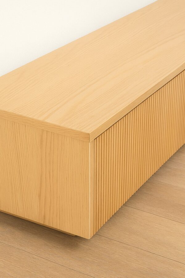 Melqui TV Stand – Light Oak Finish