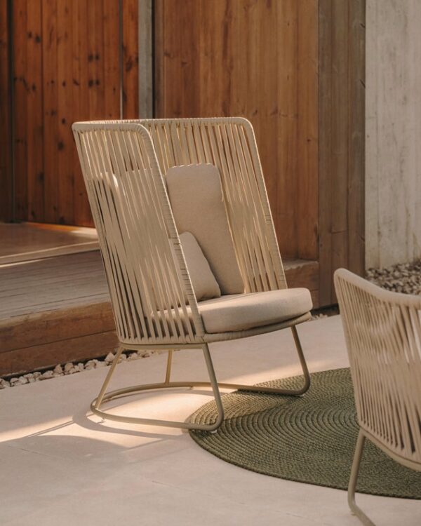 Santori Outdoor High-Back Lounge Chair