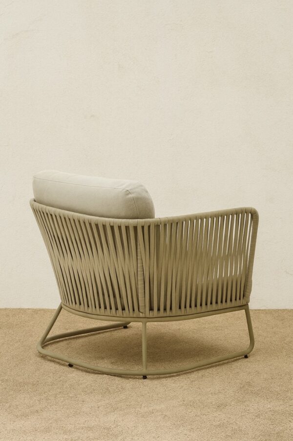 santori-outdoor-lounge-chair5 Santori Outdoor Lounge Chair